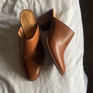 Madewell block heel mule. Barely worn. 9.5.